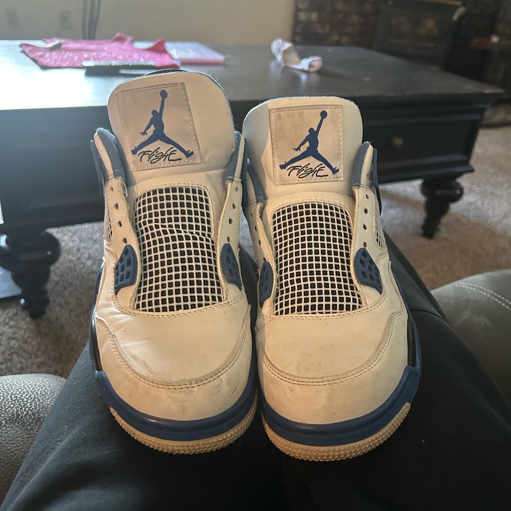Nike Kids White and Navy Sneakers